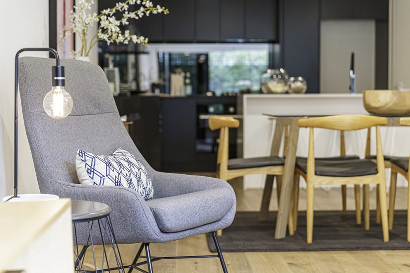 Balancing Style and Function in a Contemporary Living Space