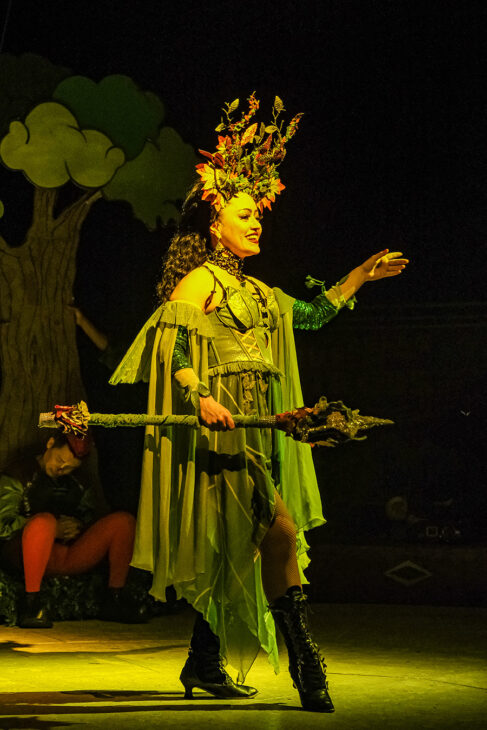 Russell’s International Circus Review