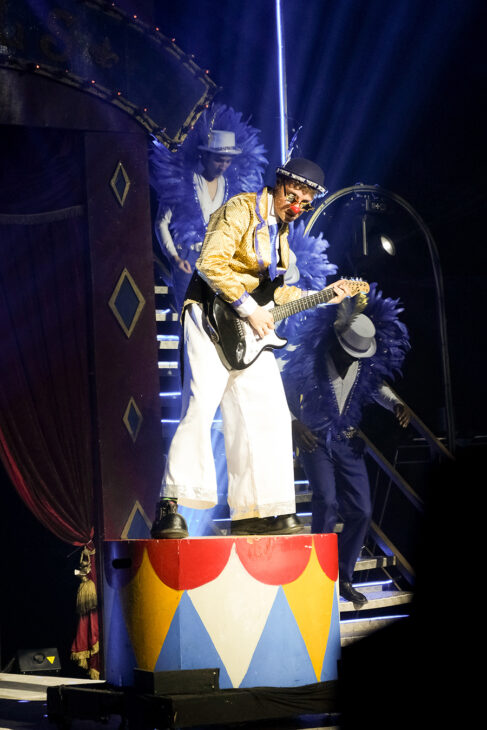 Russell’s International Circus Review