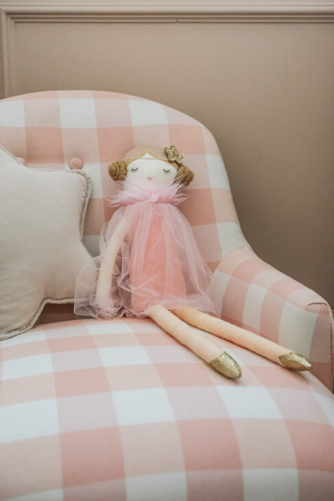 Posie and Penn Pink Gingham Chair Review