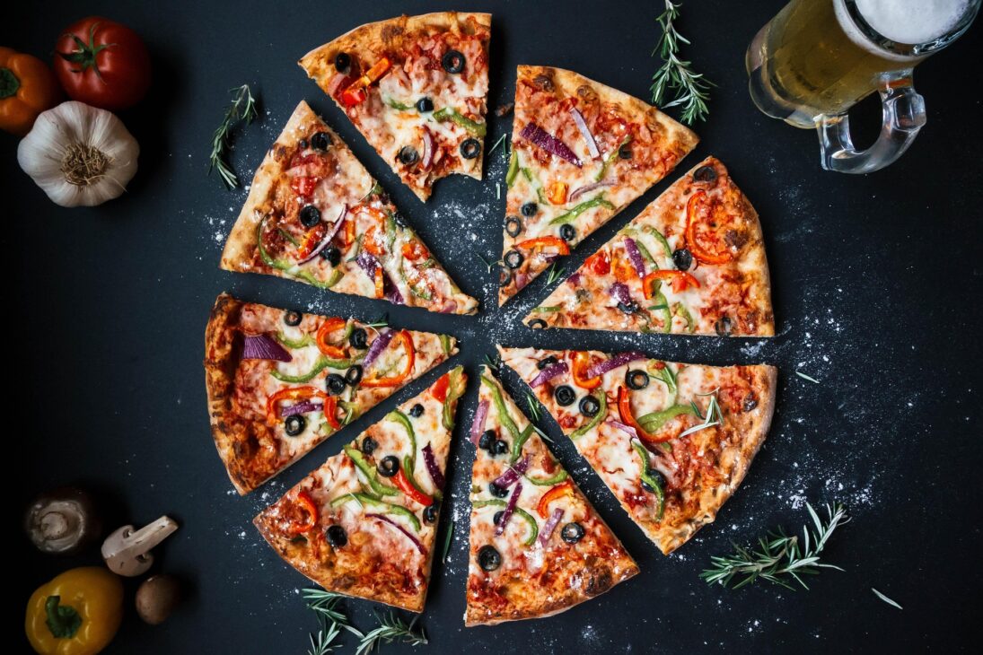 The Real Difference Among the Most Popular Types of Pizza 