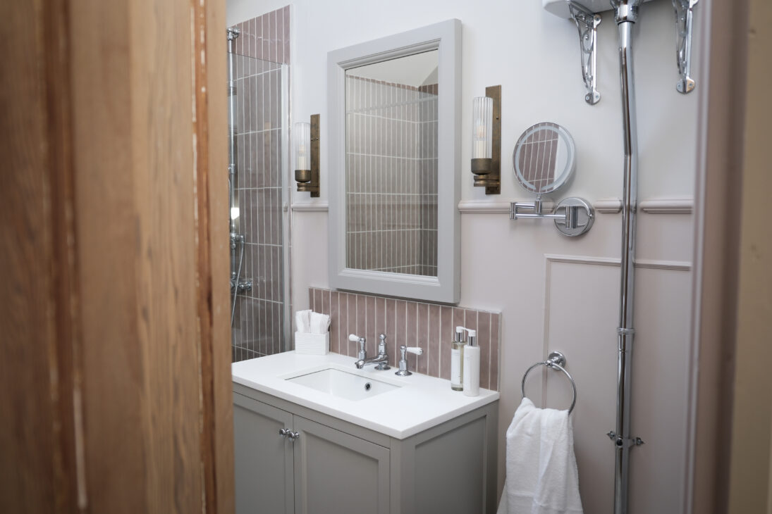 Refresh, Don’t Renovate: Small Bathroom Updates That Make a Big Difference