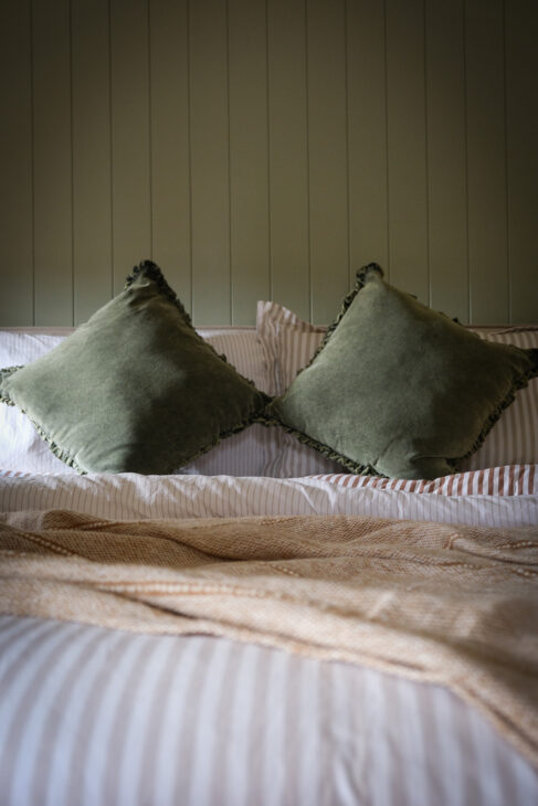 An End-of-Summer Bedroom Refresh with Yard