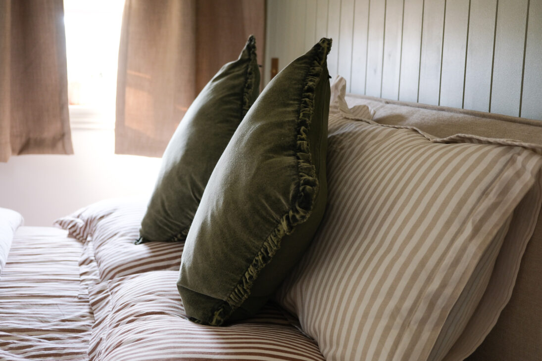 An End-of-Summer Bedroom Refresh with Yard