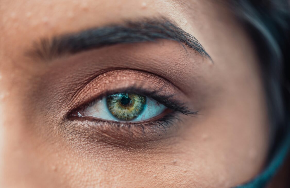 How to Choose the Right Eye Drops for Dry, Tired and Irritated Eyes