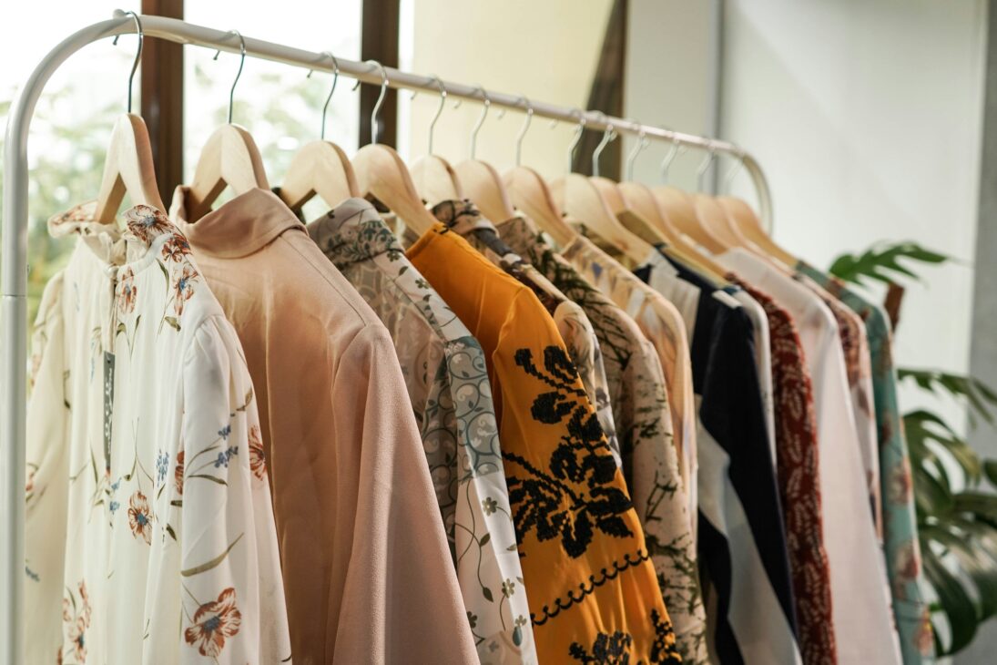 One Small Bag, One Stylish Weekend: A 48-Hour Wardrobe Edit