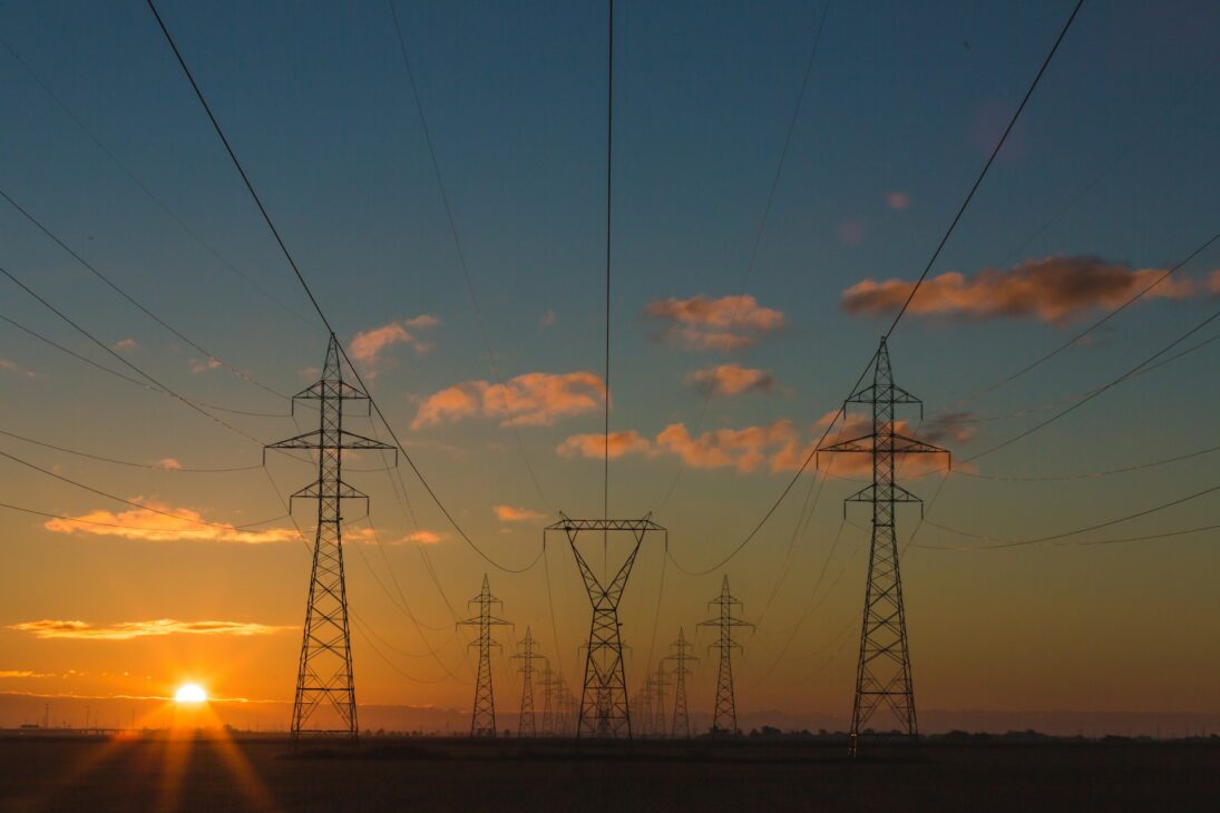 Best 5 UK Services for Reporting Suspected Electricity Theft