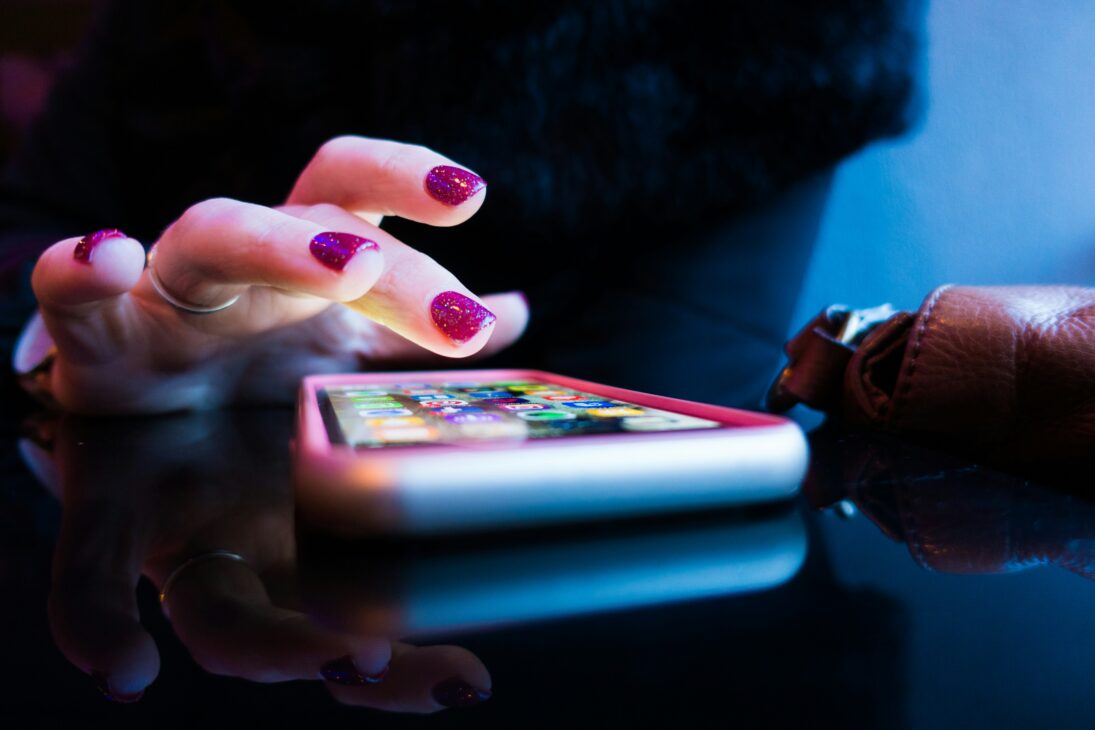 How Digital Entertainment Is Changing the Way We Spend Our Free Time